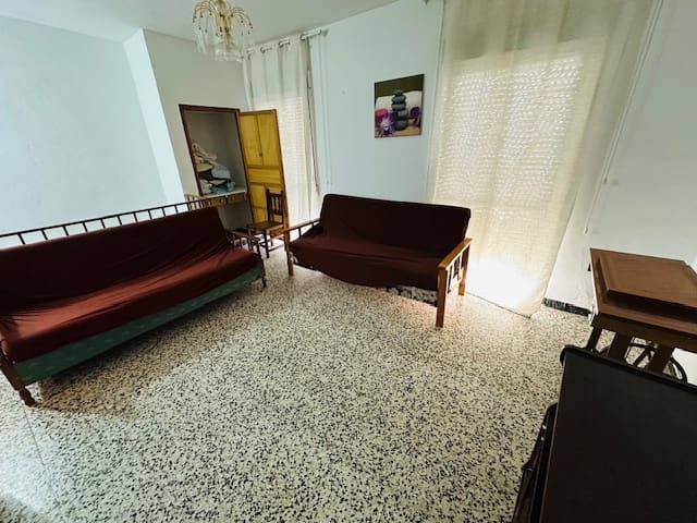 Casa de 3 habitaciones en Colmenar en venta - 76.000 € (Ref: 8918343)