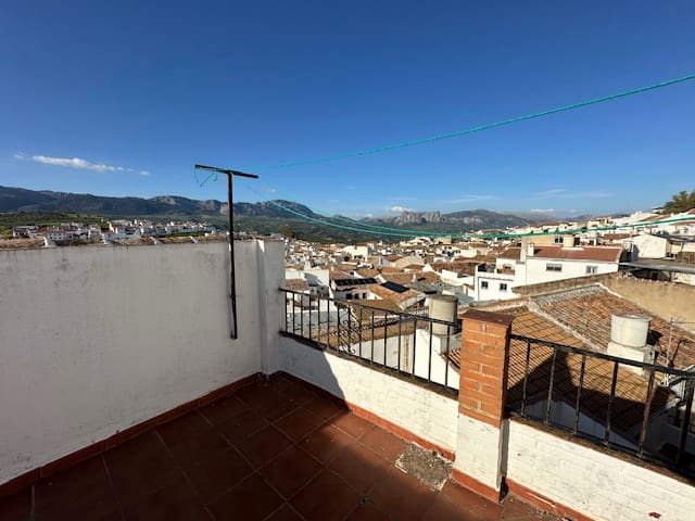 Casa de 3 habitaciones en Colmenar en venta - 76.000 € (Ref: 8918343)