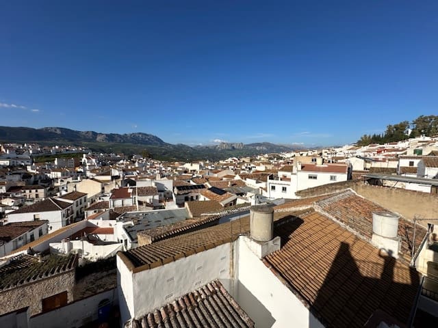 Casa de 3 habitaciones en Colmenar en venta - 76.000 € (Ref: 8918343)