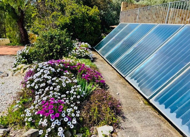 4 soveværelse Finca/Landehus til salg i Iznájar med swimmingpool - € 275.000 (Ref: 8945479)