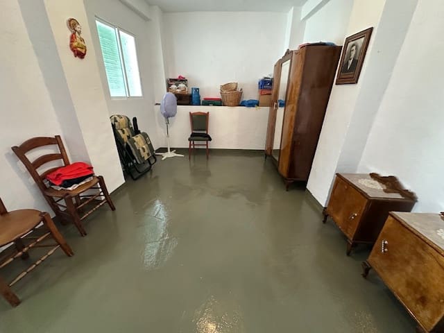 4 soveværelse Byhus til salg i Cuevas Bajas - € 106.000 (Ref: 8953023)