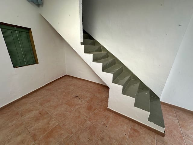 4 soveværelse Byhus til salg i Cuevas Bajas - € 106.000 (Ref: 8953023)