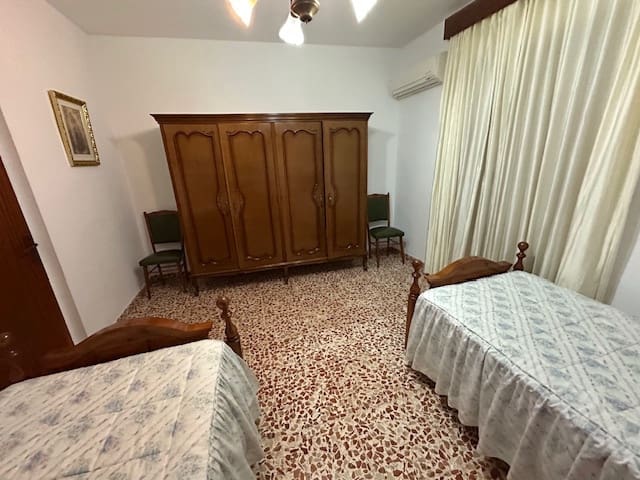 4 soveværelse Byhus til salg i Cuevas Bajas - € 106.000 (Ref: 8953023)