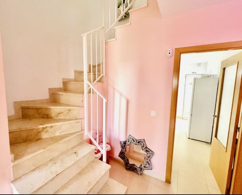 4 soverom Villa til salgs i Fuente de Piedra med svømmebasseng - € 138 000 (Ref: 8987328)