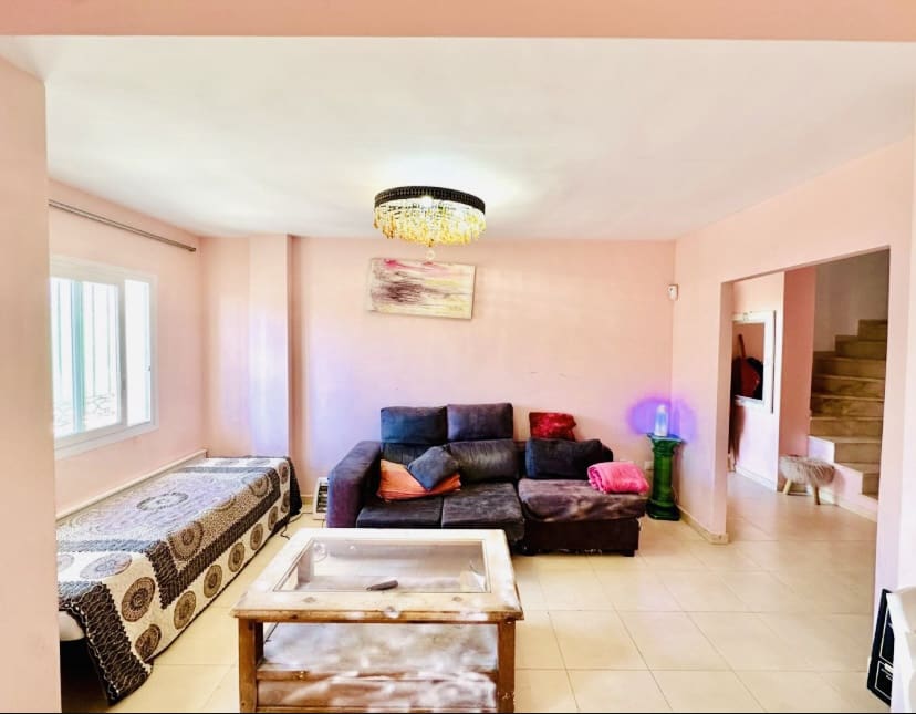 4 soverom Villa til salgs i Fuente de Piedra med svømmebasseng - € 138 000 (Ref: 8987328)