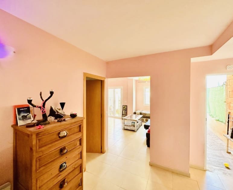 4 soverom Villa til salgs i Fuente de Piedra med svømmebasseng - € 138 000 (Ref: 8987328)