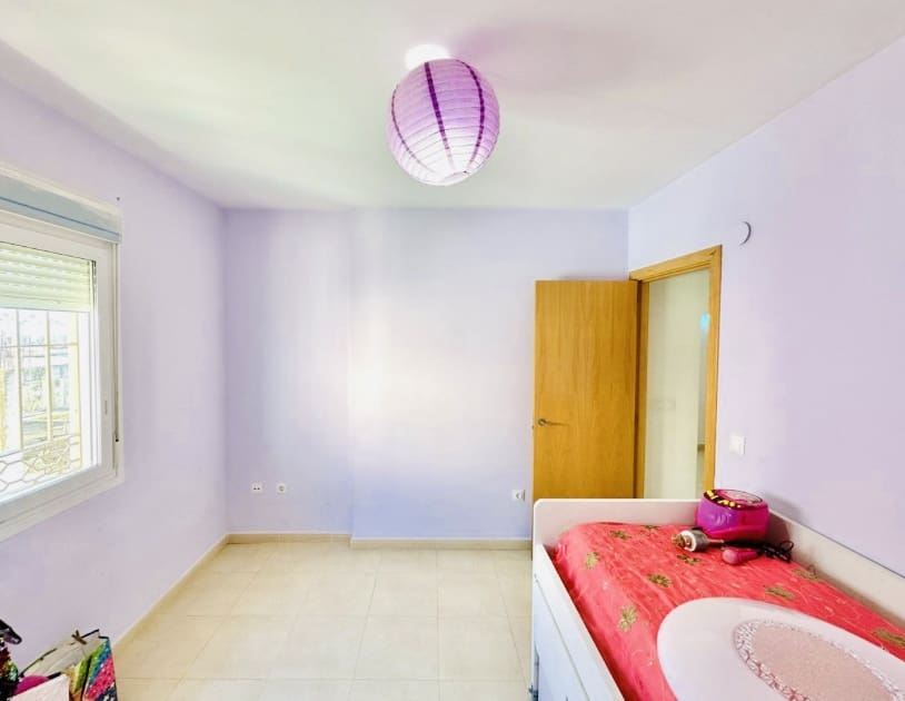 4 soverom Villa til salgs i Fuente de Piedra med svømmebasseng - € 138 000 (Ref: 8987328)