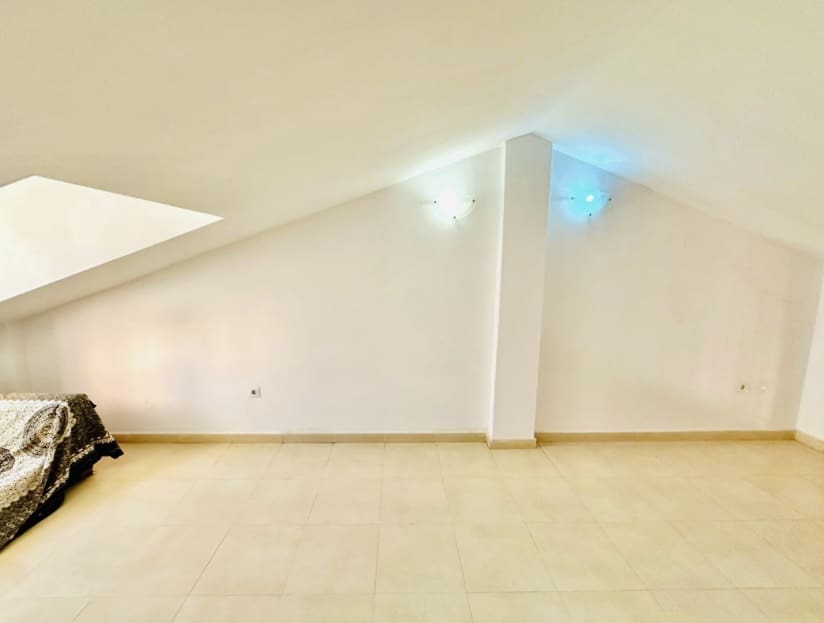 4 soverom Villa til salgs i Fuente de Piedra med svømmebasseng - € 138 000 (Ref: 8987328)