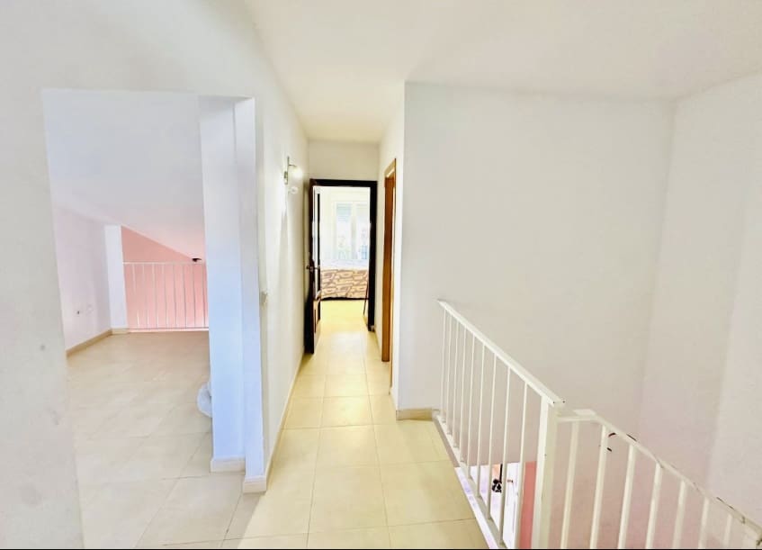 4 soverom Villa til salgs i Fuente de Piedra med svømmebasseng - € 138 000 (Ref: 8987328)