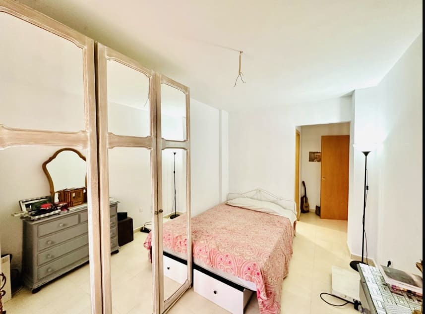 4 soverom Villa til salgs i Fuente de Piedra med svømmebasseng - € 138 000 (Ref: 8987328)