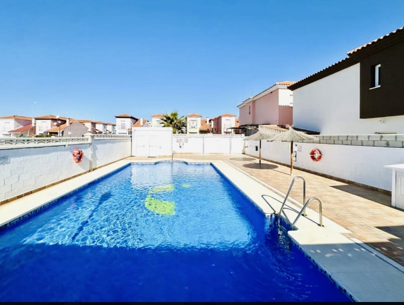 4 soverom Villa til salgs i Fuente de Piedra med svømmebasseng - € 138 000 (Ref: 8987328)