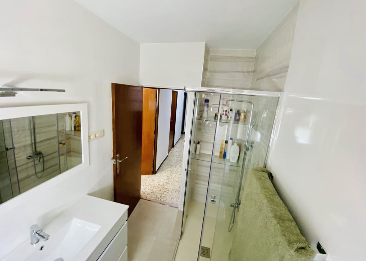 4 sypialnia Dom na sprzedaż w Rute z garażem - 75 000 € (Ref: 8997338)