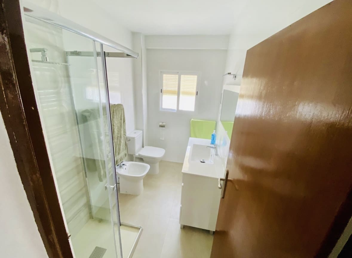 4 sypialnia Dom na sprzedaż w Rute z garażem - 75 000 € (Ref: 8997338)