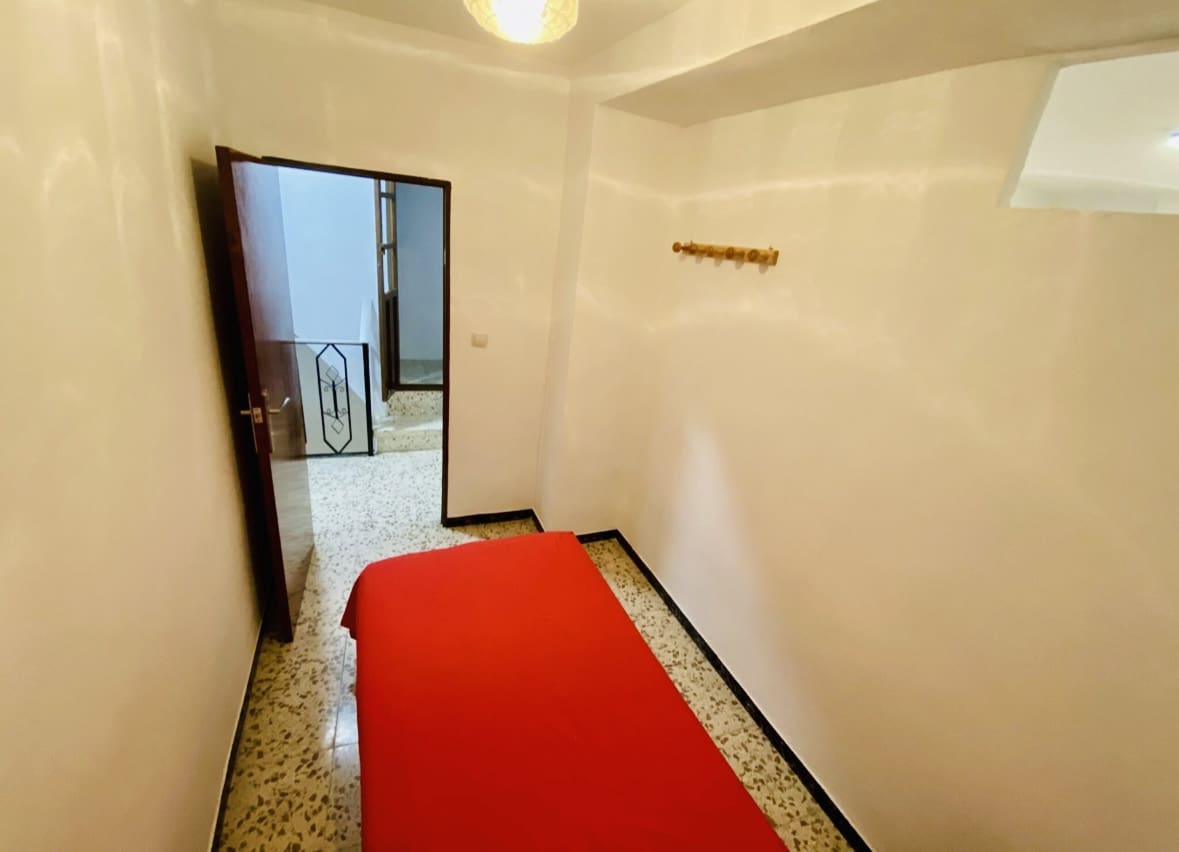 4 sypialnia Dom na sprzedaż w Rute z garażem - 75 000 € (Ref: 8997338)