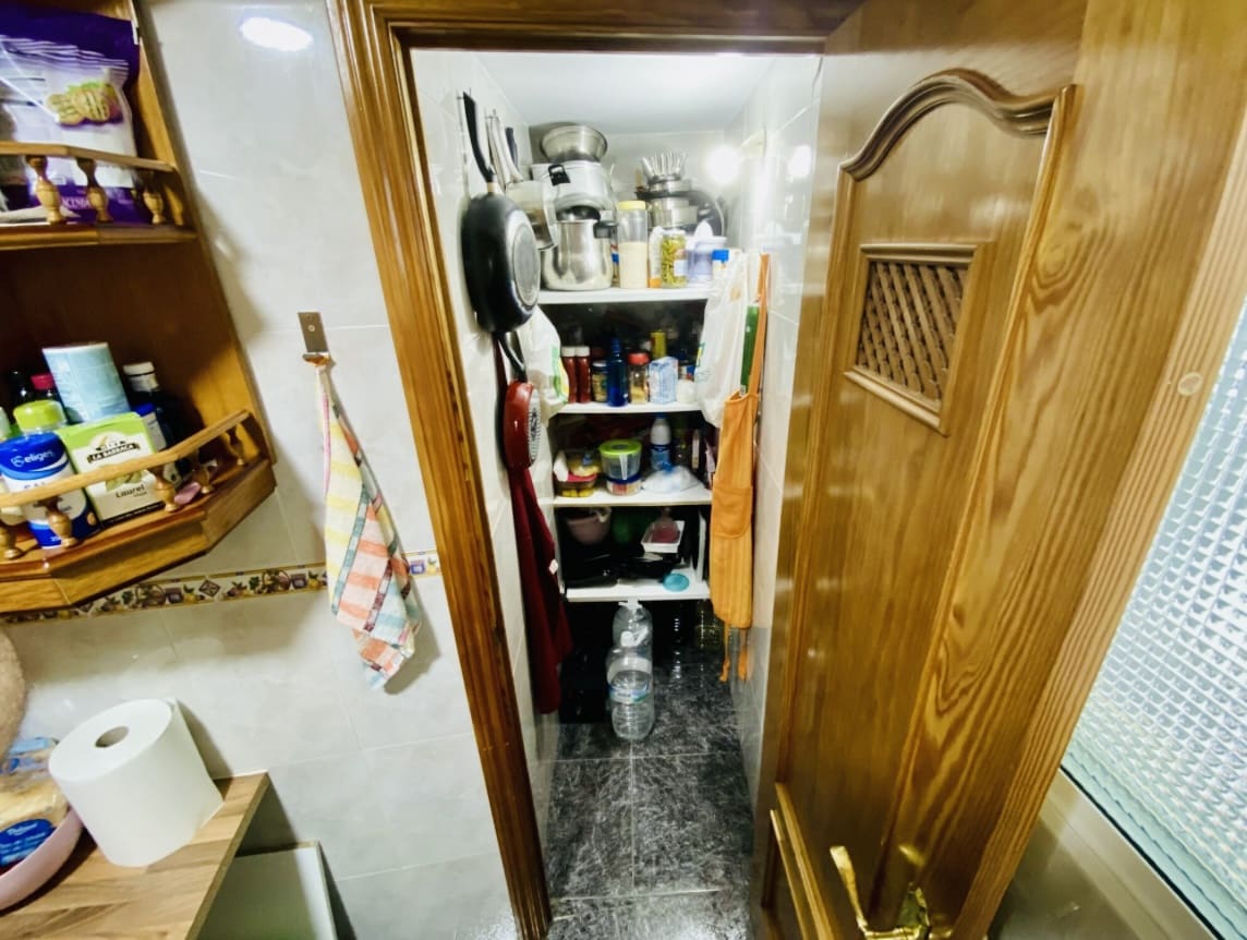 4 sypialnia Dom na sprzedaż w Rute z garażem - 75 000 € (Ref: 8997338)