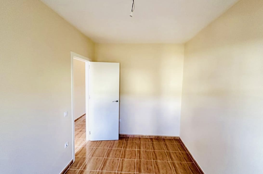 3 sovrum Lägenhet till salu i Fuente de Piedra med garage - 120 000 € (Ref: 9000192)