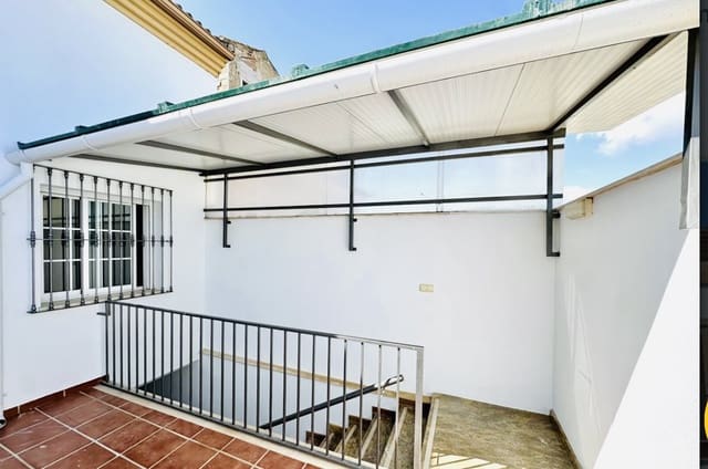 3 sovrum Lägenhet till salu i Fuente de Piedra med garage - 120 000 € (Ref: 9000192)