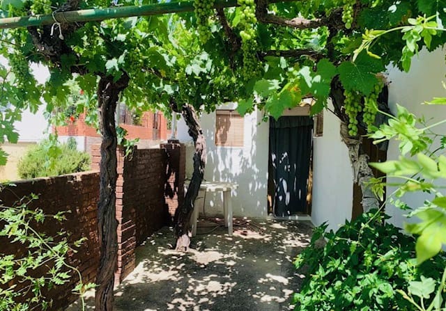 3 soveværelse Byhus til salg i Iznajar - € 55.000 (Ref: 9000302)