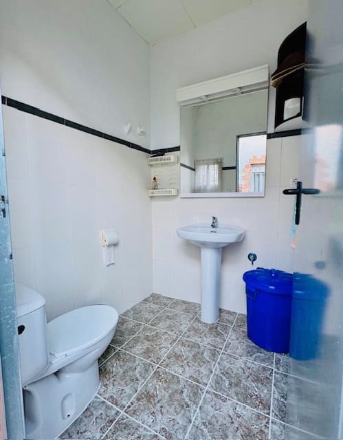 3 soveværelse Villa til salg i Iznajar med swimmingpool - € 269.000 (Ref: 9027378)