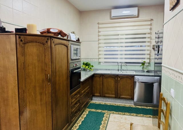 3 soverom Villa til salgs i Iznájar med svømmebasseng - € 269 000 (Ref: 9027378)