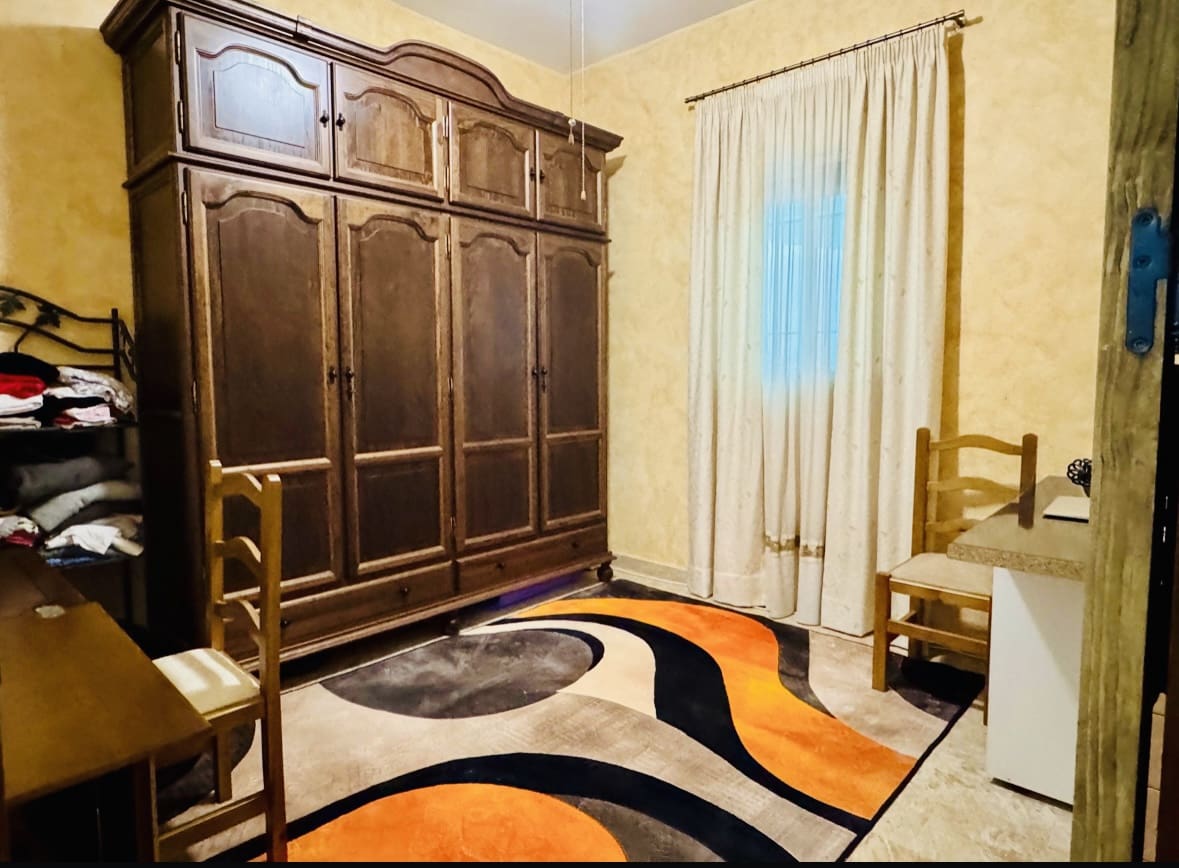 3 soveværelse Villa til salg i Iznajar med swimmingpool - € 269.000 (Ref: 9027378)