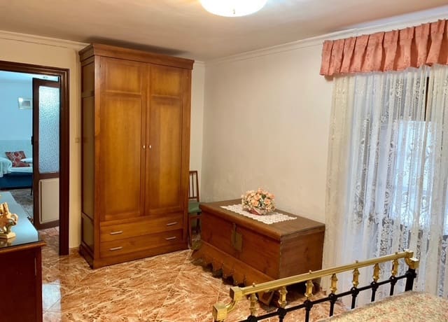 5 quarto Casa em Banda para venda em Iznajar - 78 000 € (Ref: 9035838)