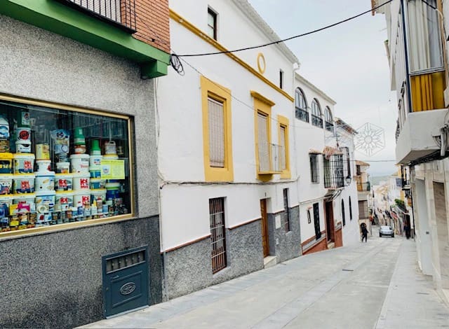 5 quarto Casa em Banda para venda em Iznajar - 78 000 € (Ref: 9035838)