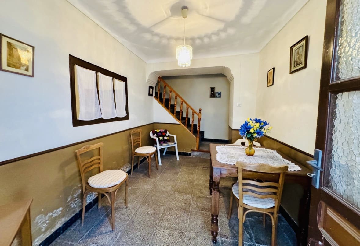 5 quarto Casa em Banda para venda em Iznajar - 78 000 € (Ref: 9035838)