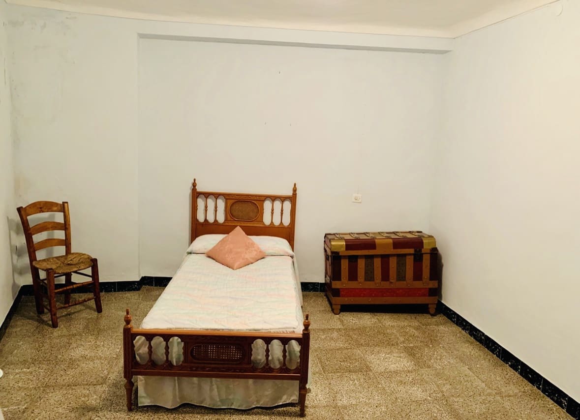 5 quarto Casa em Banda para venda em Iznajar - 78 000 € (Ref: 9035838)