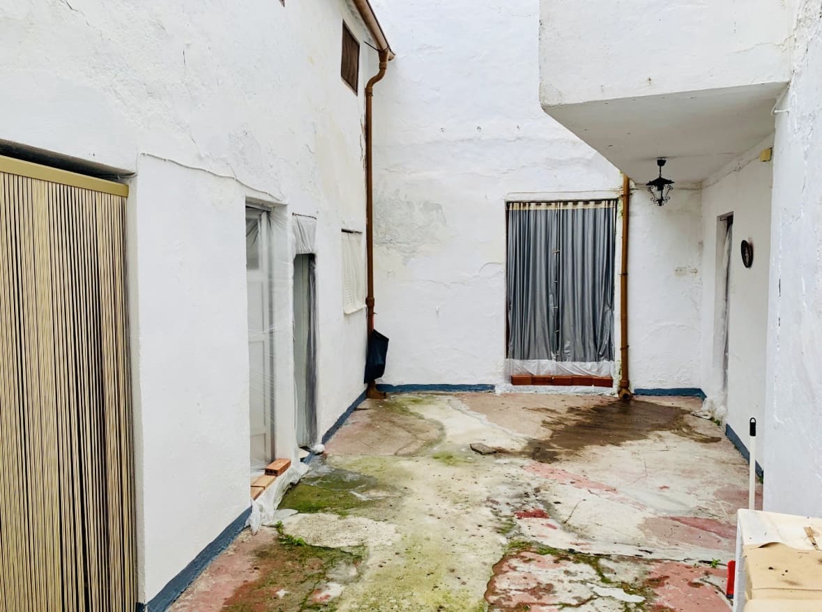 5 quarto Casa em Banda para venda em Iznajar - 78 000 € (Ref: 9035838)