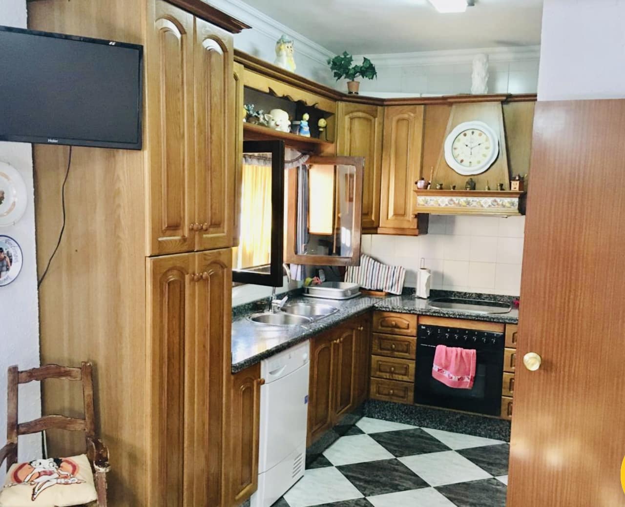 3 chambre Appartement à vendre à Sierra de Yeguas - 67 000 € (Ref: 9057113)