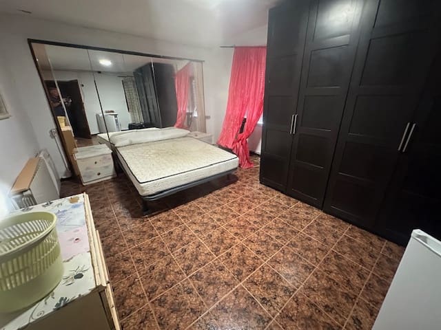 8 soveværelse Erhverv til salg i Villanueva del Trabuco med swimmingpool garage - € 279.000 (Ref: 9085640)