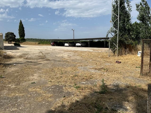 8 soveværelse Erhverv til salg i Villanueva del Trabuco med swimmingpool garage - € 279.000 (Ref: 9085640)