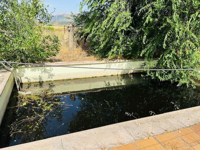 8 soveværelse Erhverv til salg i Villanueva del Trabuco med swimmingpool garage - € 279.000 (Ref: 9085640)