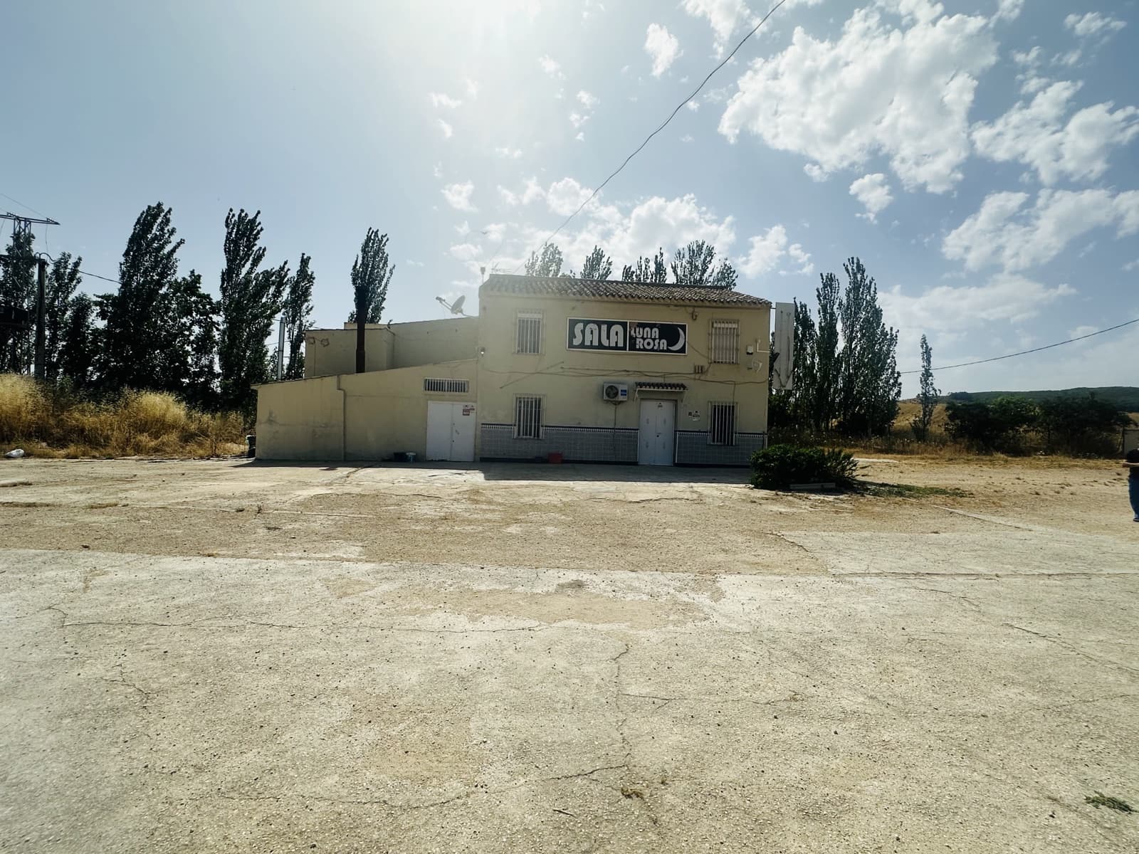 8 soveværelse Erhverv til salg i Villanueva del Trabuco med swimmingpool garage - € 279.000 (Ref: 9085640)