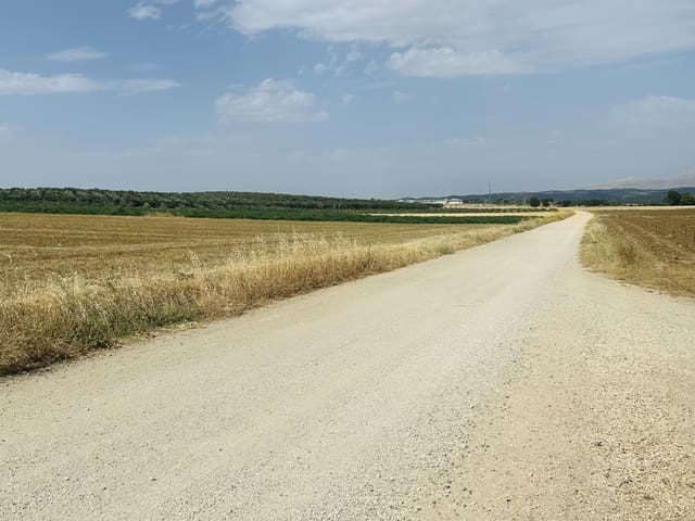 8 slaapkamer Commercieel te koop in Villanueva del Trabuco met zwembad garage - € 279.000 (Ref: 9085640)