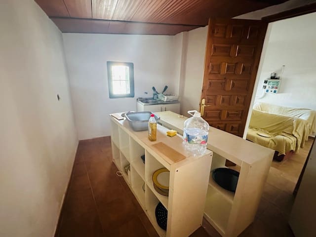 2 soveværelse Finca/Landehus til salg i Fuente de Piedra med garage - € 115.000 (Ref: 9109307)