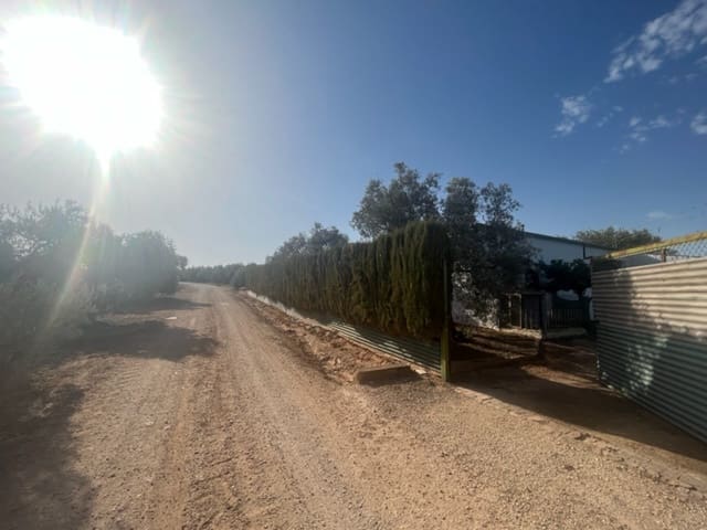 2 soveværelse Finca/Landehus til salg i Fuente de Piedra med garage - € 115.000 (Ref: 9109307)