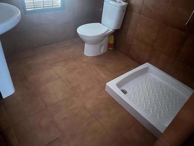 2 soveværelse Finca/Landehus til salg i Fuente de Piedra med garage - € 115.000 (Ref: 9109307)