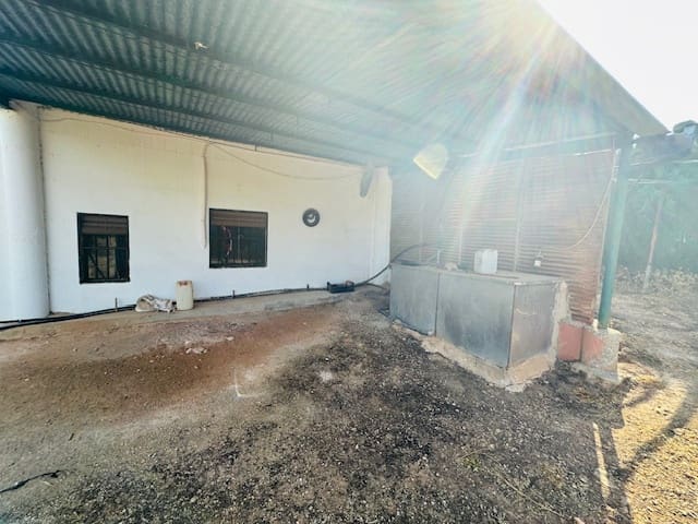 2 sypialnia Finka/Dom wiejski na sprzedaż w Fuente de Piedra z garażem - 115 000 € (Ref: 9109307)