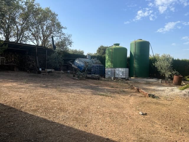 2 soveværelse Finca/Landehus til salg i Fuente de Piedra med garage - € 115.000 (Ref: 9109307)