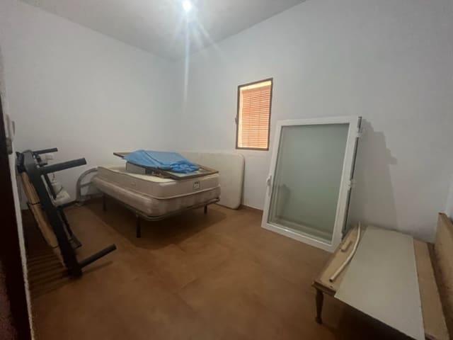 2 soveværelse Finca/Landehus til salg i Fuente de Piedra med garage - € 115.000 (Ref: 9109307)