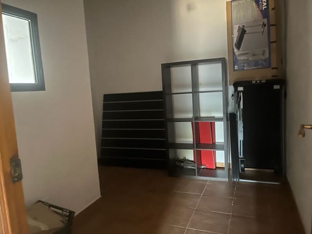 2 soveværelse Finca/Landehus til salg i Fuente de Piedra med garage - € 115.000 (Ref: 9109307)