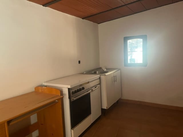 2 soveværelse Finca/Landehus til salg i Fuente de Piedra med garage - € 115.000 (Ref: 9109307)