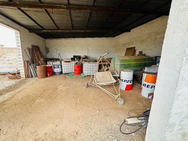 Grunde uden byggetilladelser til salg i Antequera - € 120.000 (Ref: 9131801)