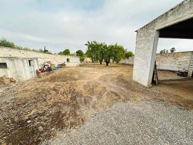 Grunde uden byggetilladelser til salg i Antequera - € 120.000 (Ref: 9131801)