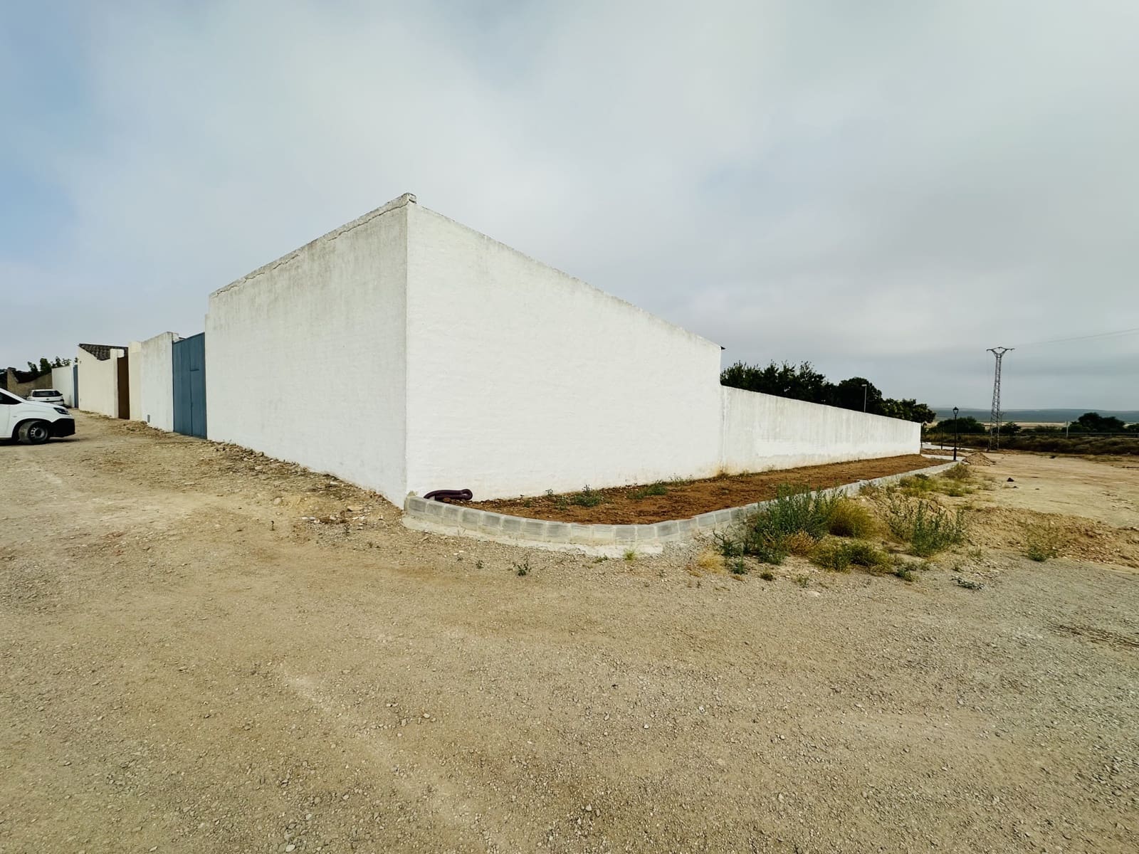 Grunde uden byggetilladelser til salg i Antequera - € 120.000 (Ref: 9131801)