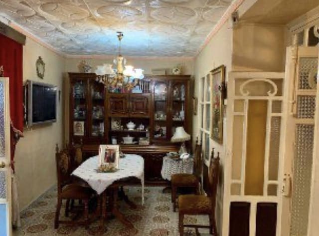 6 sovrum Hus till salu i Iznájar - 99 950 € (Ref: 9158095)