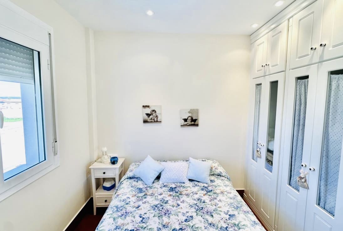 3 soveværelse Villa til salg i Humilladero med swimmingpool garage - € 255.000 (Ref: 9175613)