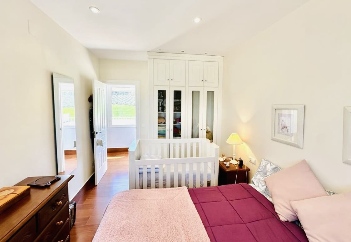 3 soveværelse Villa til salg i Humilladero med swimmingpool garage - € 255.000 (Ref: 9175613)